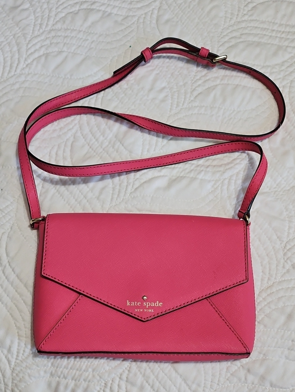 EUC Kate Spade Cedar Street Hot Pink Envelope Crossbody Bag